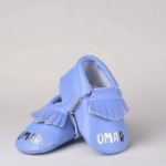 صورة حذاء جلد ناعم أزرق فاتح للأطفال (مع امكانية طباعة الاسم)