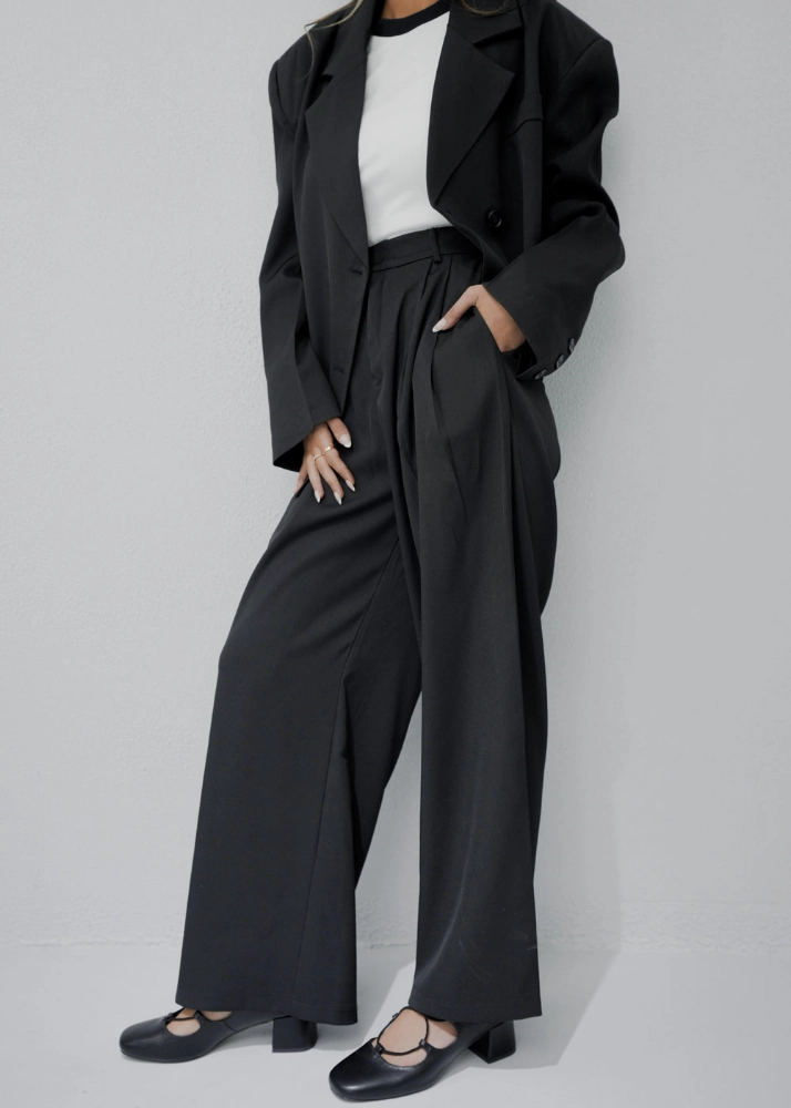 Picture of 7379 Black Blazer And Pant Set For Women FW0-23