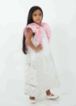 صورة فستان ابيض والوردي خام قطن مع كم رفلز