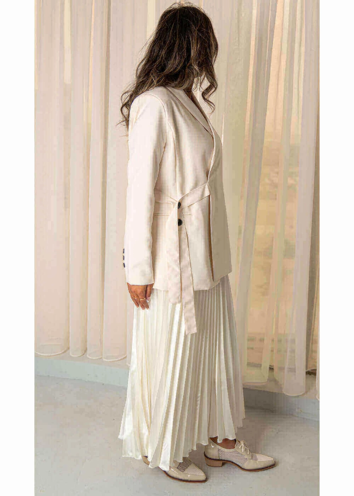 Picture of 7489 Off White Blazer With Off White Skirt Set For Women